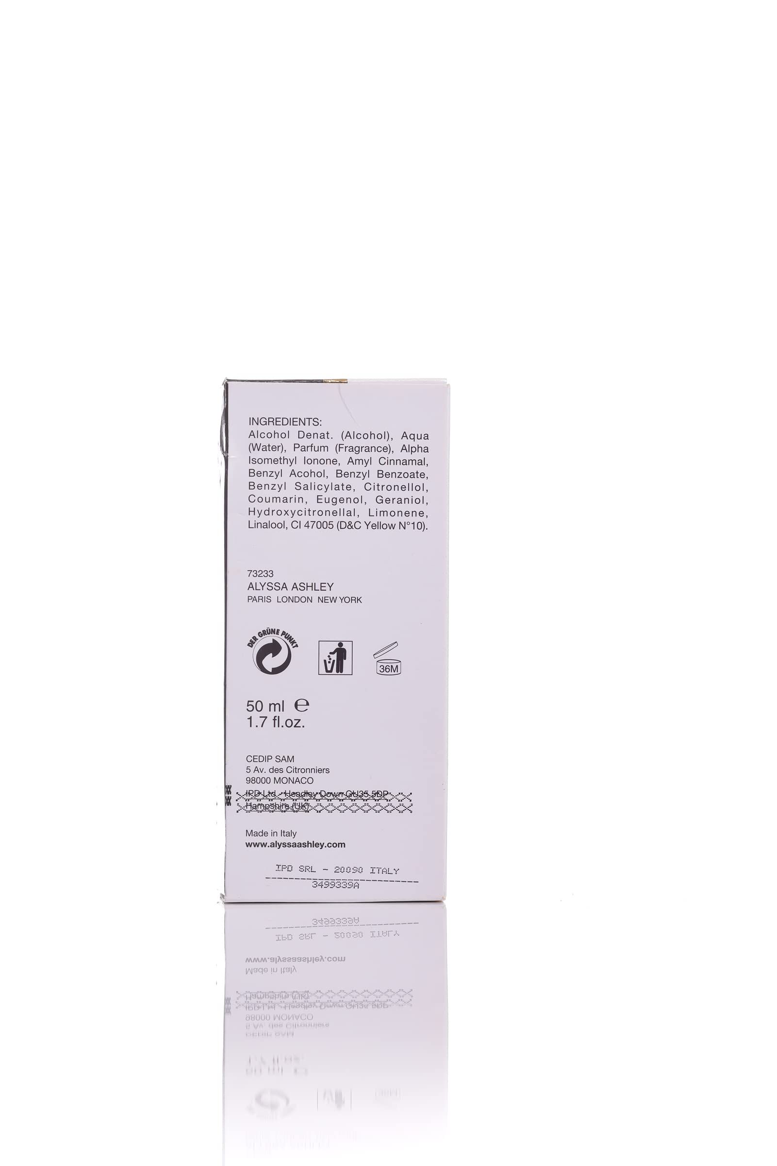 Rückseite der Verpackung von Alyssa Ashley Musk Eau de Toilette Spray. Zutatenliste und Informationen.