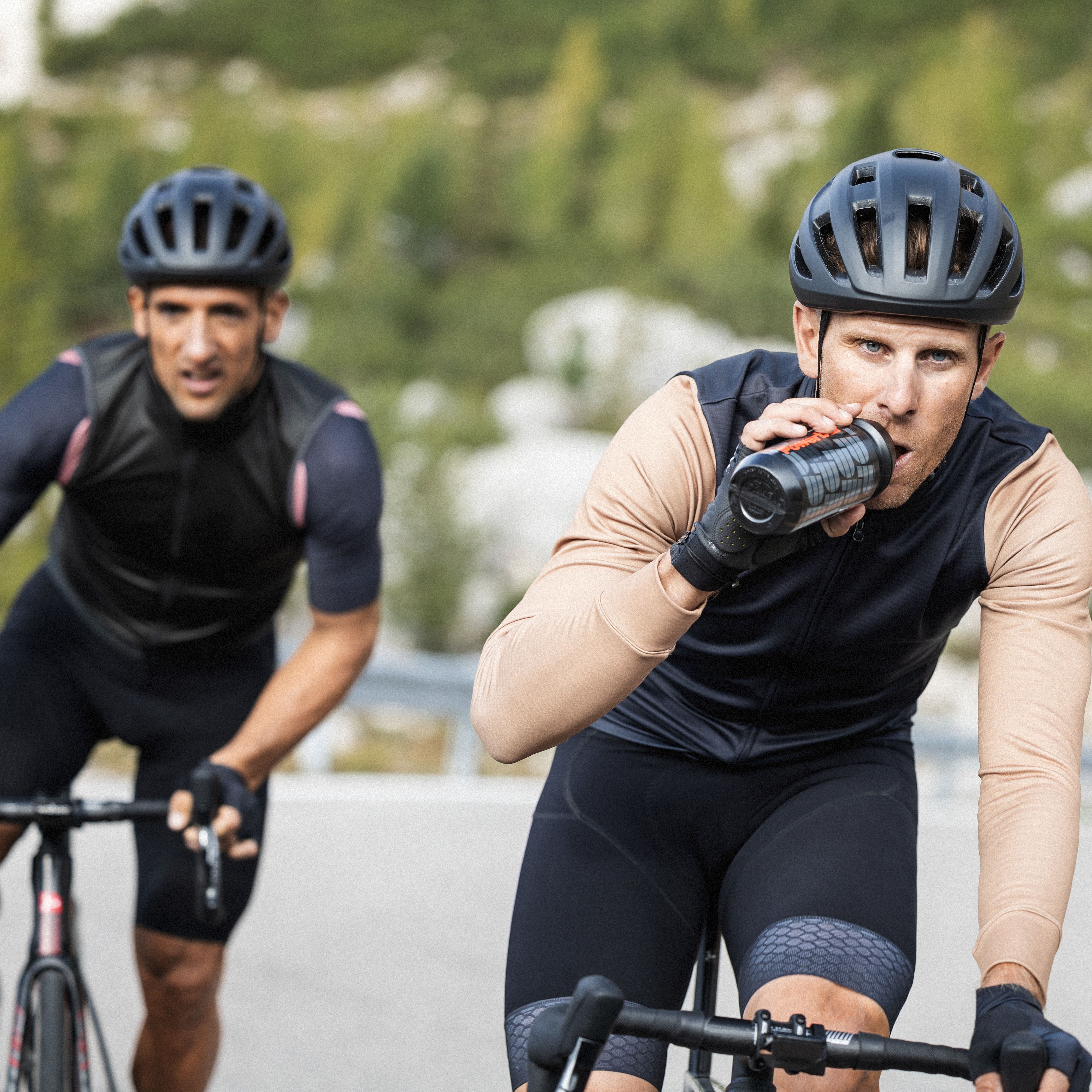 POWERBAR Clear Recovery Drink Black Line Wild Cherry Regeneration Refuel