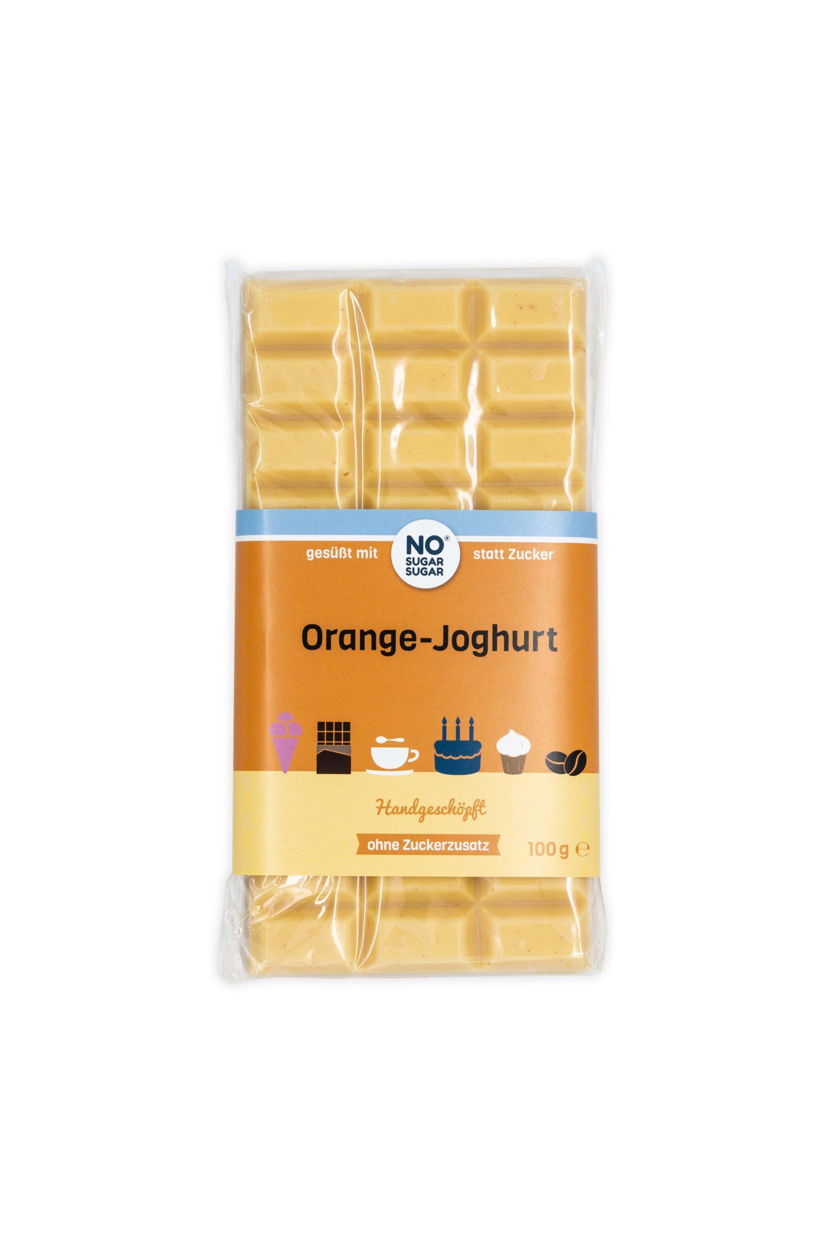 Verpackte Schokoladentafel mit der Aufschrift "Orange-Joghurt" und dem Logo "NO SUGAR SUGAR".