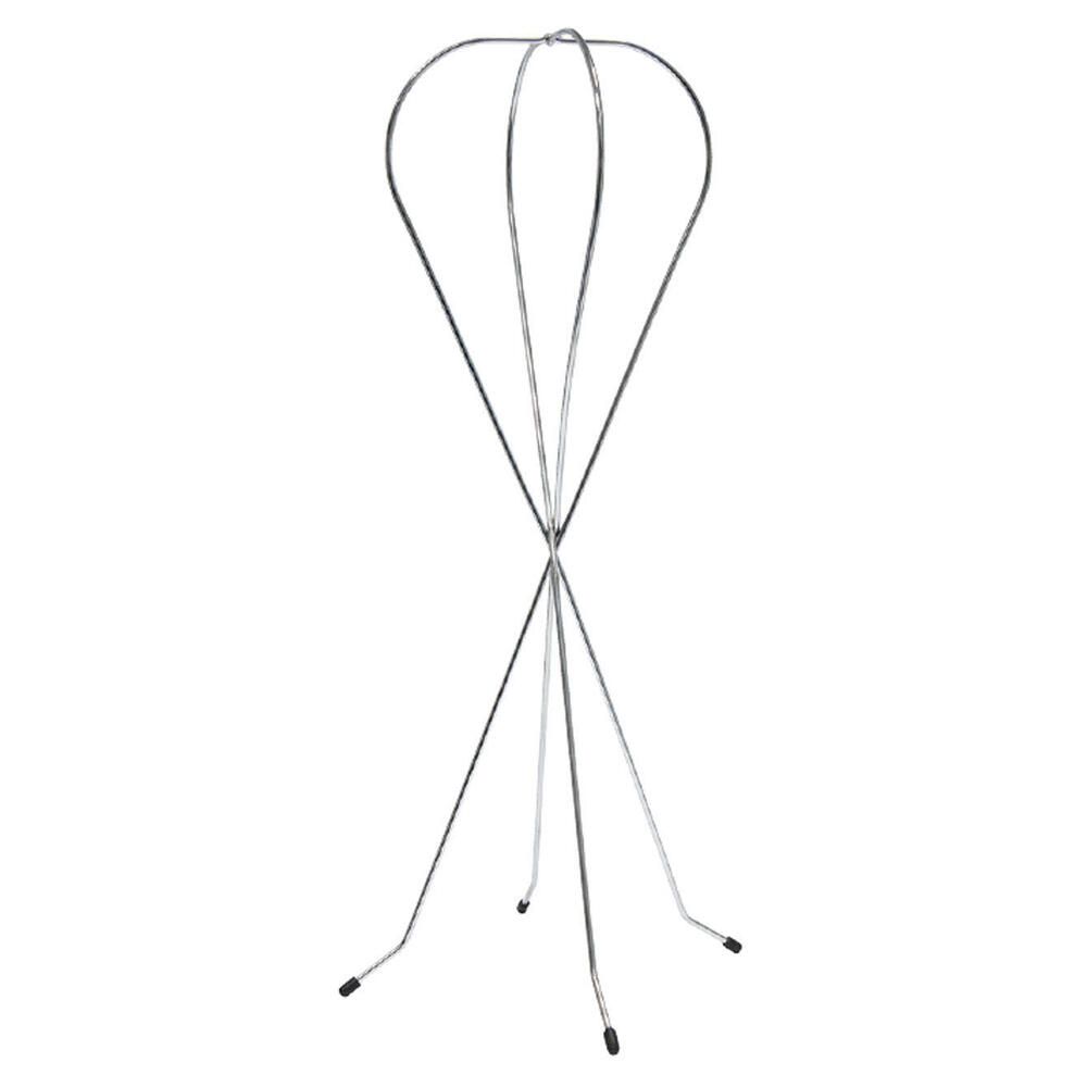 Perückenständer aus Metall. Tropfenförmiger Kopfbereich, dreibeiniger Standfuß. Metallfarben.