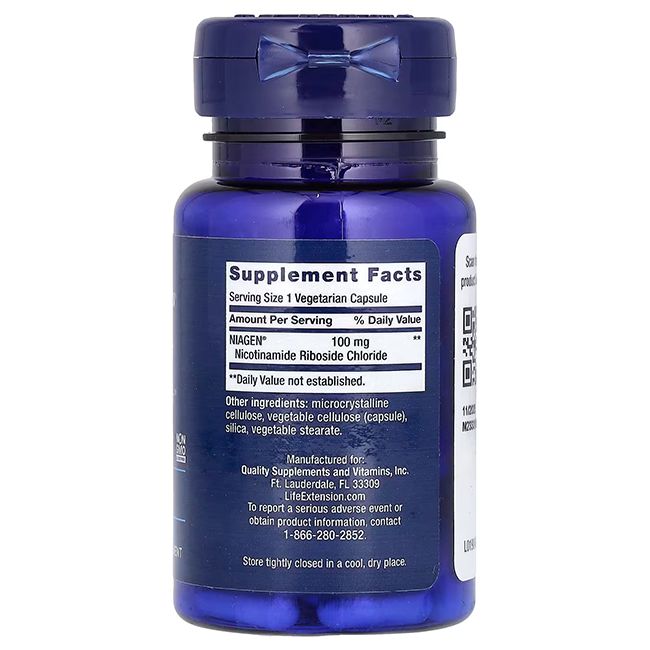 Flasche mit Nahrungsergänzungsmitteln, Rückseite mit Nährwertangaben und Inhaltsstoffen.