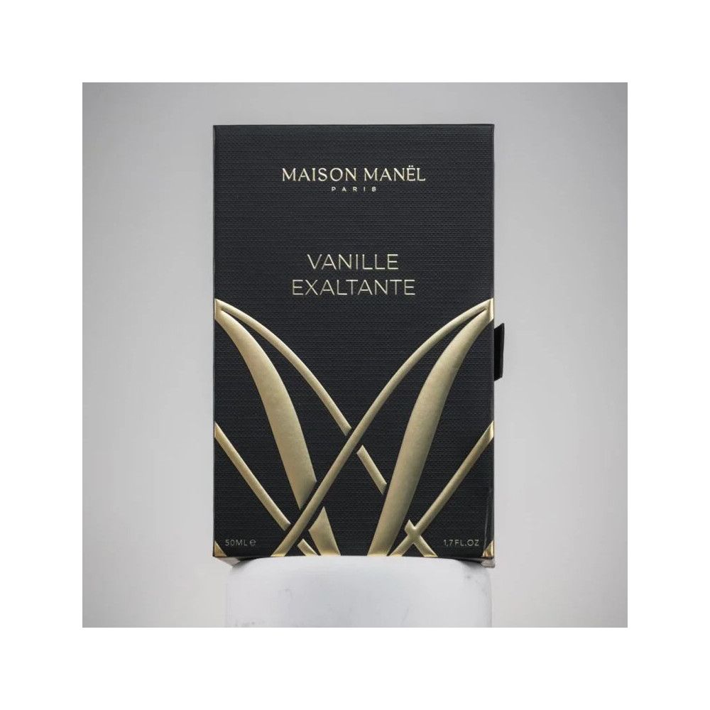 Schwarze Verpackung mit goldfarbenem Logo und Text: Maison Manel Paris, Vanille Exaltante.