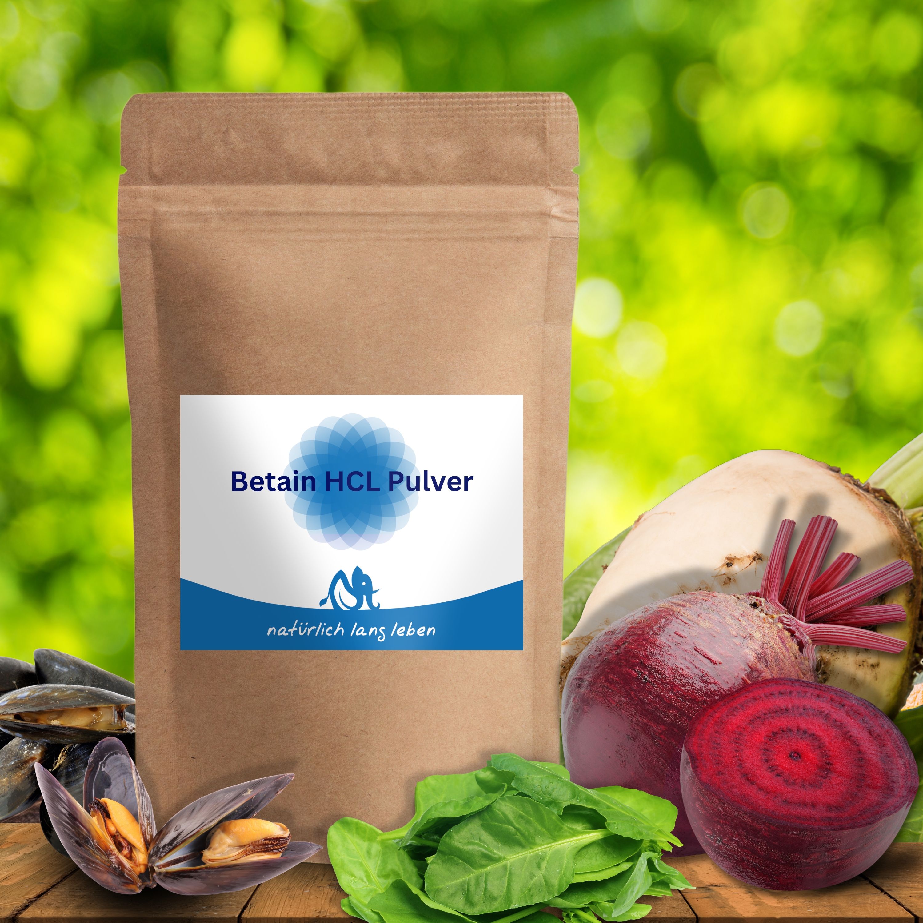 Braune Papierverpackung mit blau-weißem Etikett. Daneben Rote Bete, Spinat und Muscheln.