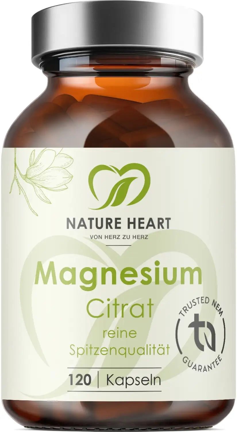 Braune Glasflasche mit Kapseln. Aufschrift: Magnesium Citrat, reine Spitzenqualität, 120 Kapseln. Logo: Nature Heart.