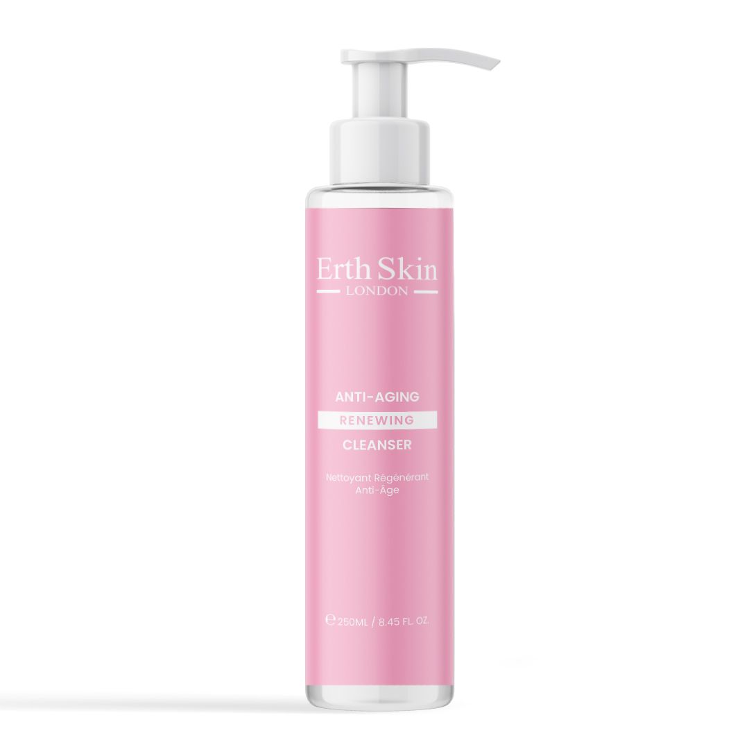 Rosa Flasche mit Pumpe. Aufschrift: Erth Skin London, Anti-Aging Renewing Cleanser. Klare Flüssigkeit sichtbar.