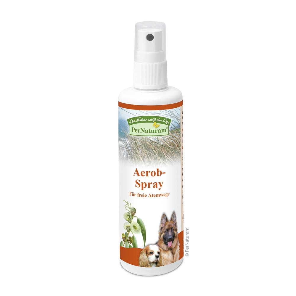 Weiße Sprühflasche mit braunem Etikett. Aufschrift: Aerob-Spray, PerNaturam. Abbildung von Hunden und Pflanzen. Sprühkopf oben.