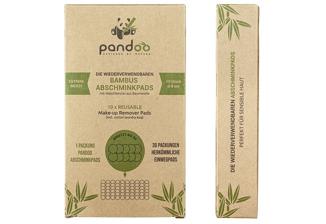 Braune Pappschachtel mit Produktinformationen und Logo. Text: "PANDOO Abschminkpads", "10 wiederverwendbare Pads", "aus Bambus".