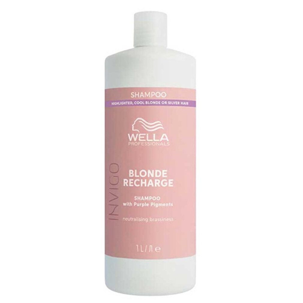 Große weiße Flasche mit rosa Etikett. Aufschrift: Wella Invigo Blonde Recharge Shampoo. 1L.