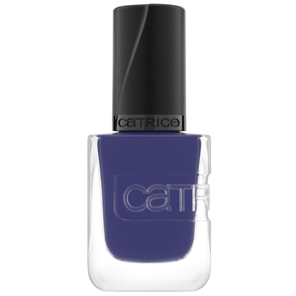 Nagellackflasche mit blauem Lack. Schwarzer Deckel mit Catrice-Logo. Quadratische Glasflasche.