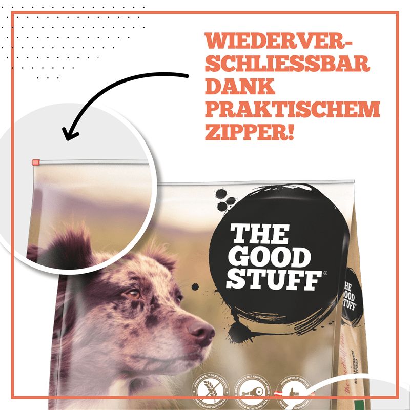 Verpackung von Trockenfutter PFERD. Text: Wiederverschließbar dank praktischem Zipper! Marke: THE GOODSTUFF. Hund im Hintergrund.