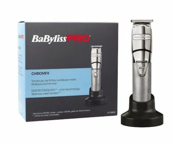 Haarschneidemaschine und Verpackung. Auf der Verpackung: BaByliss Pro, CHROMFX, professionelle Trimmer, EDM TECHNOLOGY, Edelstahlklingen.