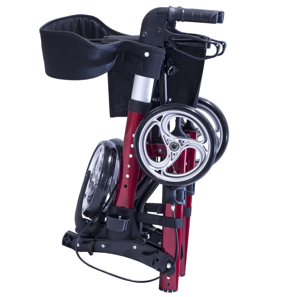 Zusammengeklappter Rollator mit rotem Rahmen und vier Rädern.