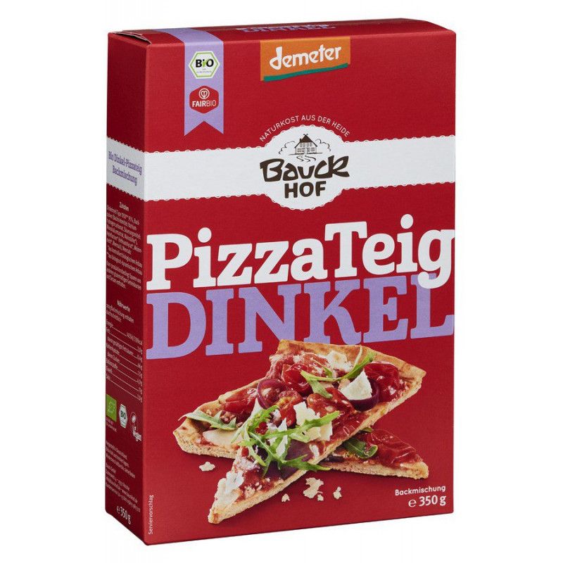 Rote Verpackung mit Aufschrift PizzaTeig Dinkel. Marke Bauckhof. Demeter-Siegel und Bio-Siegel.