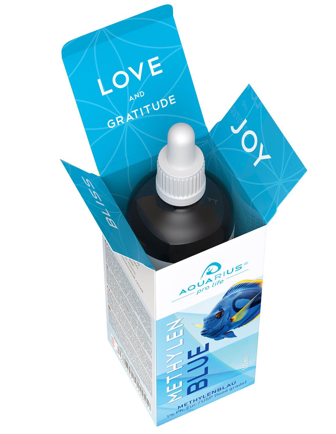 Geöffnete Verpackung mit Flasche und Tropfer. Aufschrift: METHYLEN BLUE, AQUARIUS pro life. Innen: LOVE and GRATITUDE, JOY, BLISS.