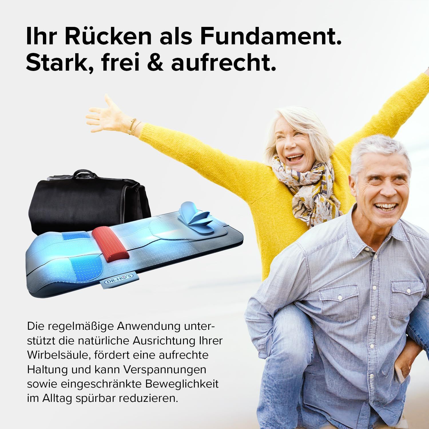 Älteres Paar lacht. Matte: grau, blau, rot. Hintergrund: Matte und Tasche. Text: Ihr Rücken als Fundament. Stark, frei & aufrecht.