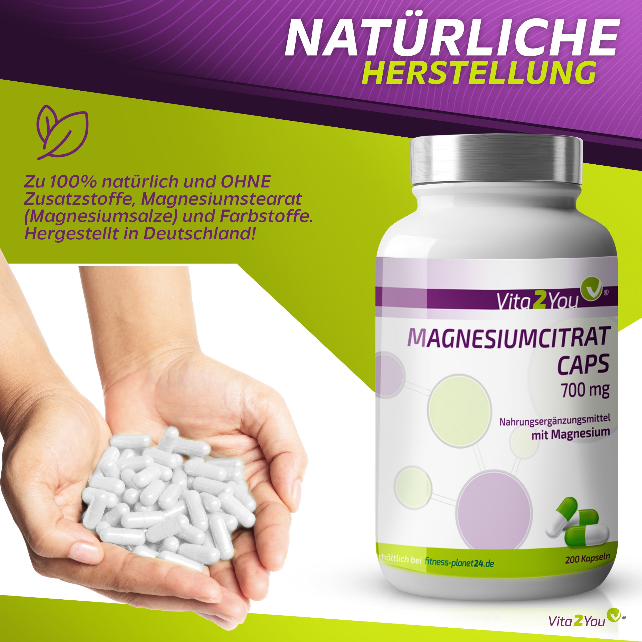 Hände halten Kapseln. Flasche Vita2You Magnesiumcitrat Kapseln, 700 mg. Text: Natürliche Herstellung. Für Vegetarier und Veganer geeignet.