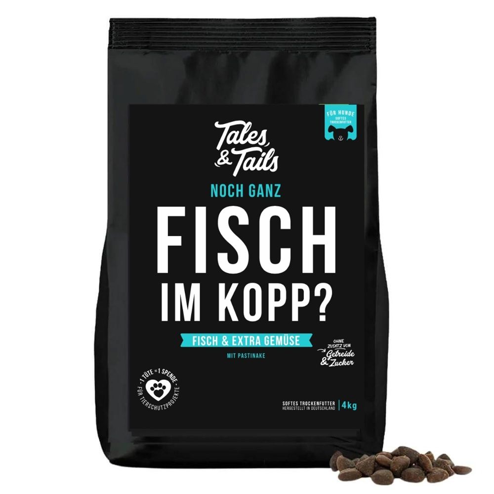 Schwarze Tüte mit Aufschrift 'Tales & Tails Noch ganz Fisch im Kopp?'. Enthält Trockenfutter mit Fisch und Gemüse. 4kg.