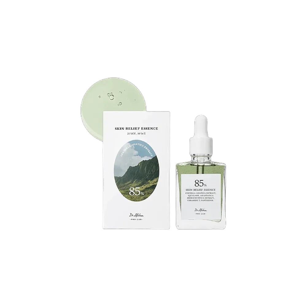 Dr. Althea Skin Relief Essence Flasche und Verpackung mit Berglandschaft.