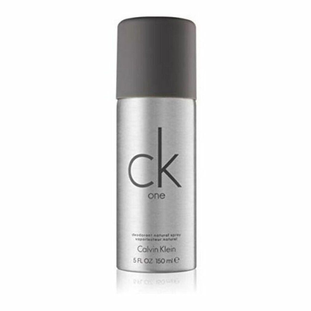 Deospray-Flasche mit dunkler Kappe und "ck one"-Logo. "Calvin Klein" und Volumenangabe sind sichtbar.