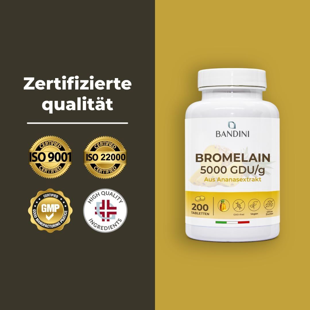 Weiße Flasche Bandini Bromelain Tabletten. Aufschrift: Bromelain 5000 GDU/g. Zertifizierungen: ISO 9001, ISO 22000, GMP, High Quality Ingredients.