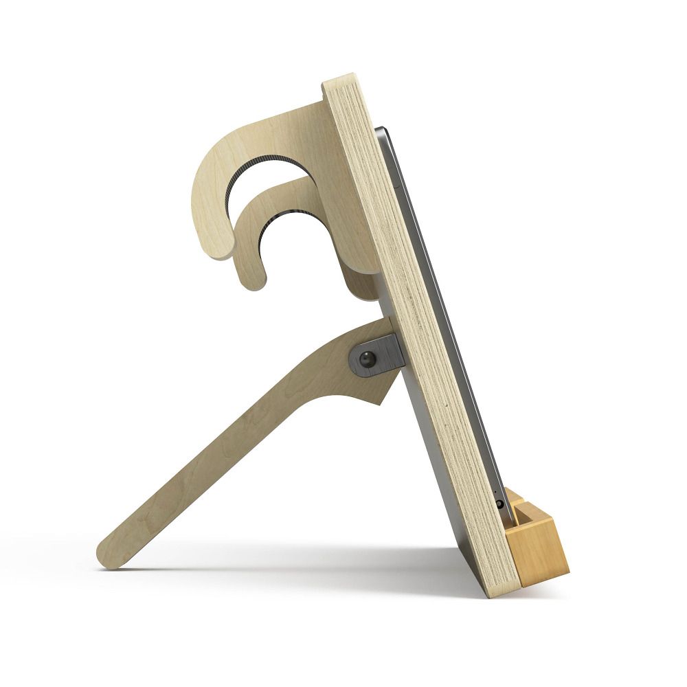 Tablet-Halterung aus Holz. Seitliche Ansicht. Mit Halterung und Stütze. Helle Holzfarbe. Für Sprossenwände.