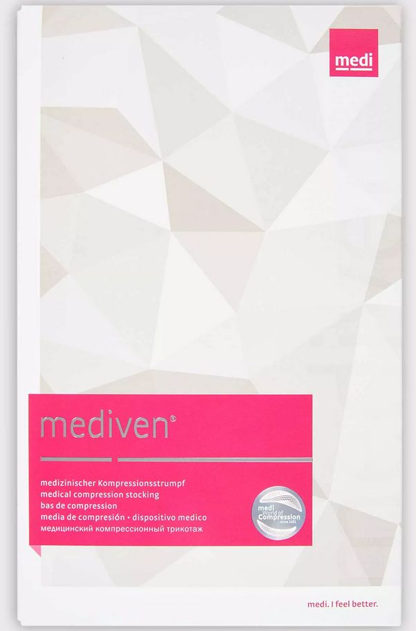 Verpackung für medi mediven Kompressionsstrümpfe. Rosa Etikett mit Produktnamen.
