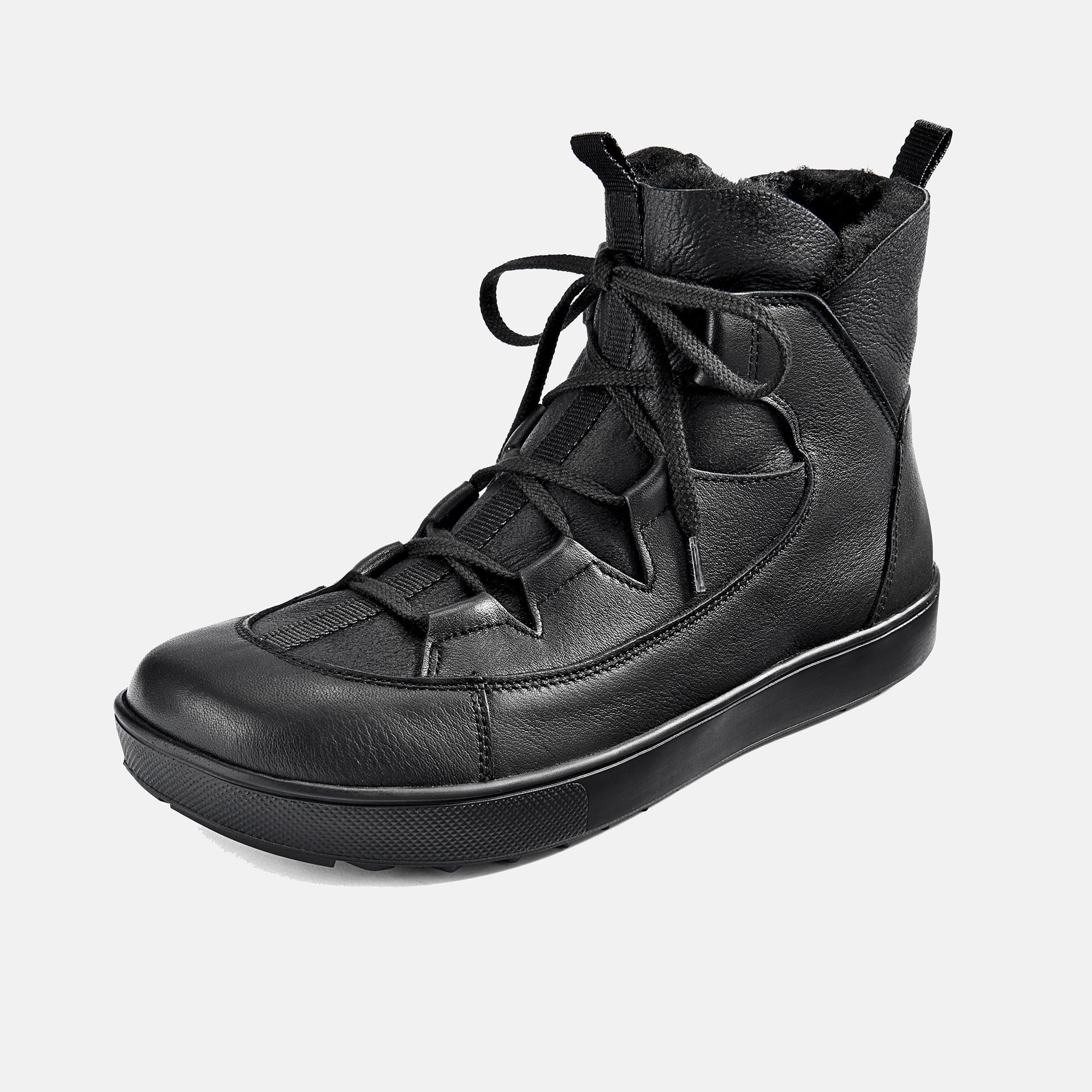 Schwarze Stiefelette mit Schnürung und Reißverschluss. Breite Sohle, Fellfutter sichtbar. Seitenansicht.