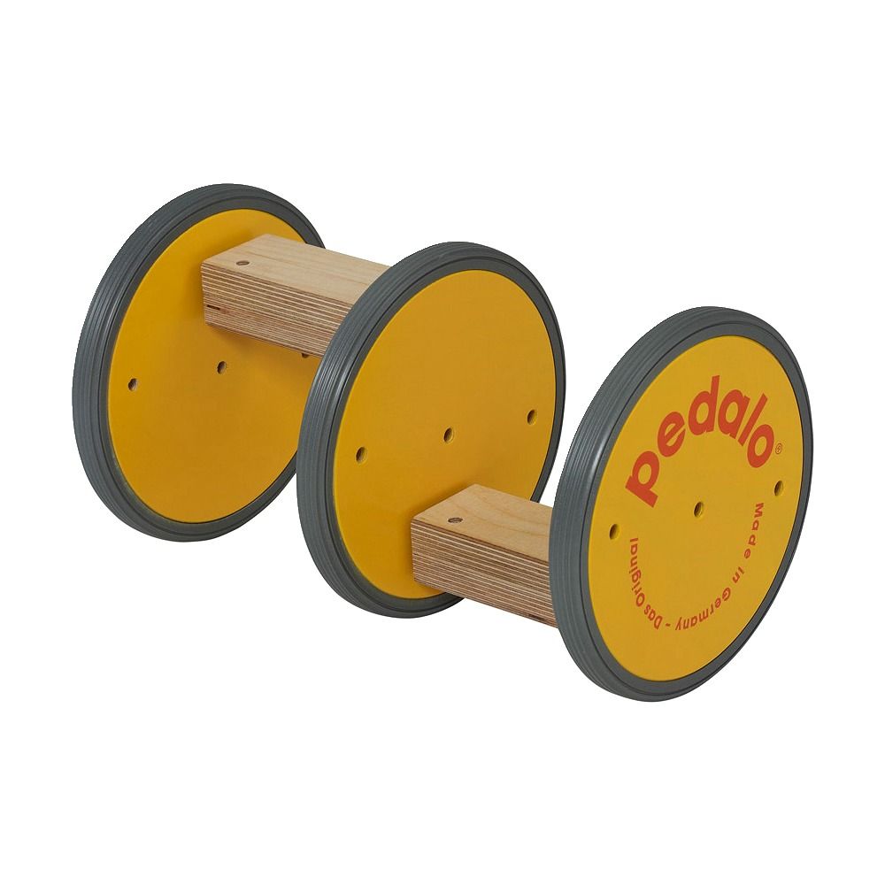 Gelber Koordinationstrainer, Holzkonstruktion, graue Reifen. Logo und Schriftzug 'Made in Germany' sichtbar.