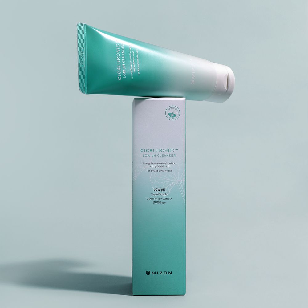 Cicaluronic Low pH Cleanser