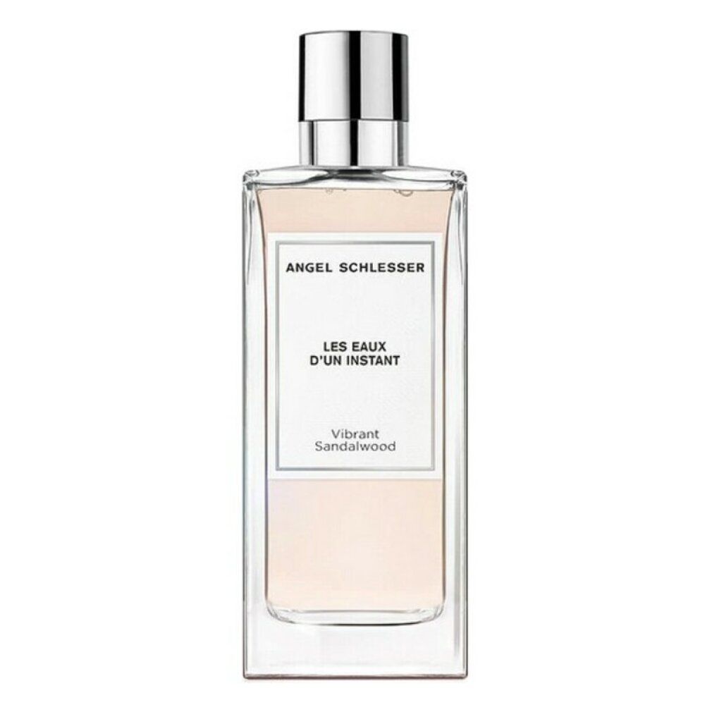 Rechteckiger Flakon mit silbernem Verschluss. Auf dem Etikett steht "Angel Schlesser Les Eaux d'Un Instant Vibrant Sandalwood".