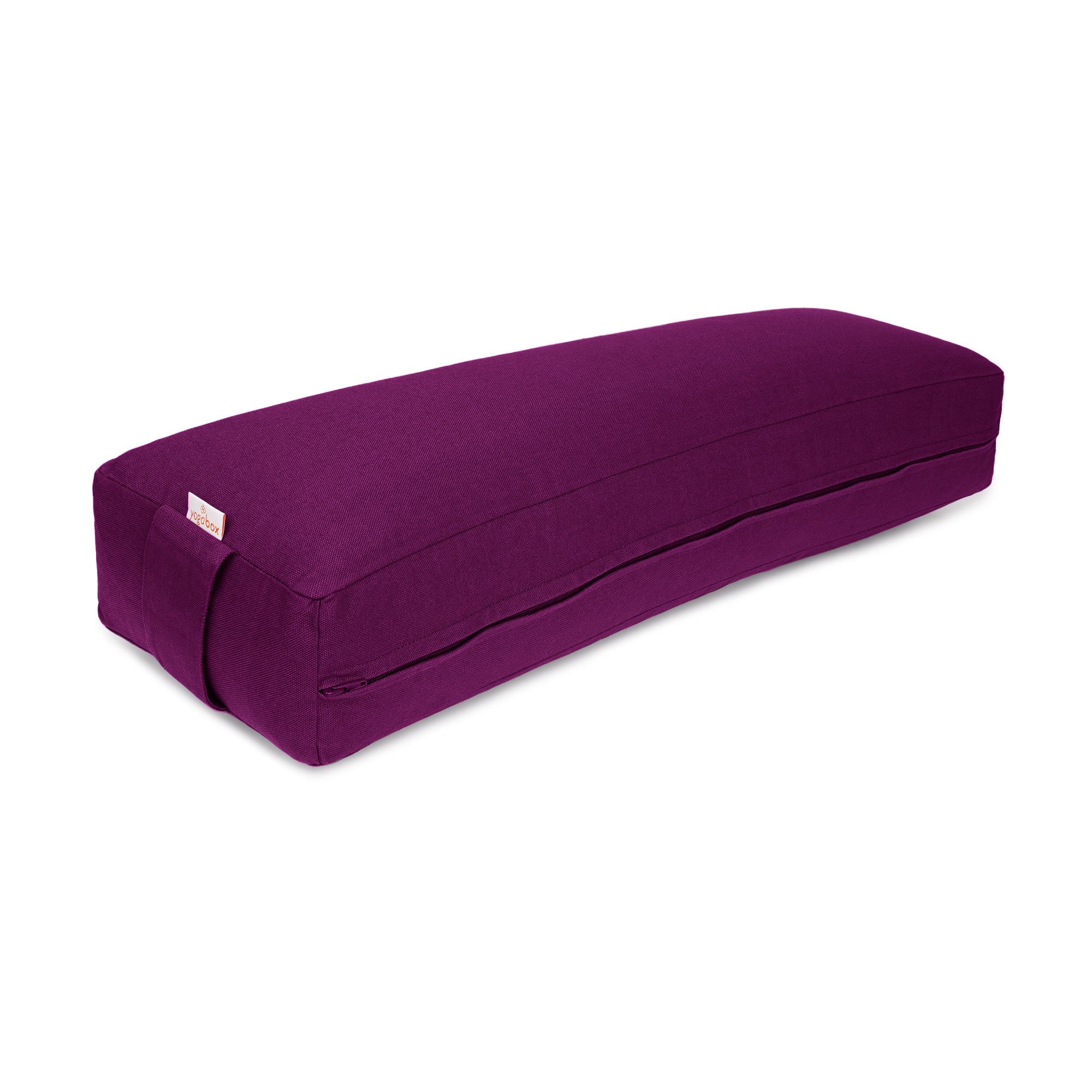 Auberginefarbenes Yogabox Pranayama Kissen BASIC, rechteckig, mit Griffschlaufe.