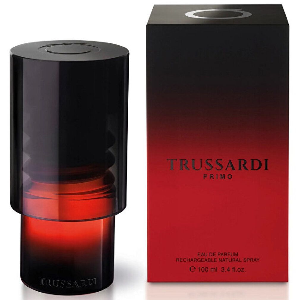 Schwarzer Flakon und rote Verpackung. Aufschrift: Trussardi Primo. Eau de Parfum, Natural Spray, 100 ml.