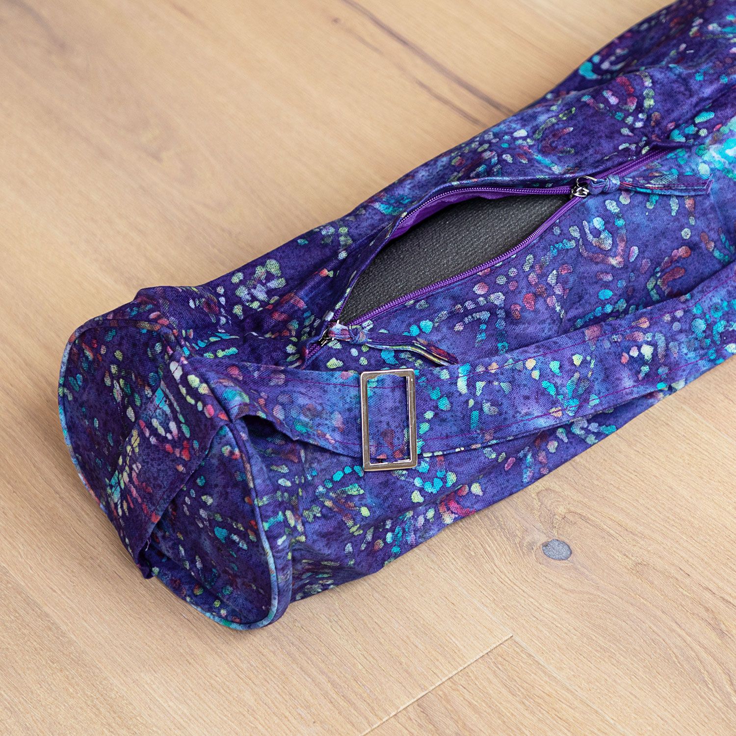 BODYNOVA, Yoga Kit Bag, ETHNO Collection, schwarz-weiß-blau gemustert