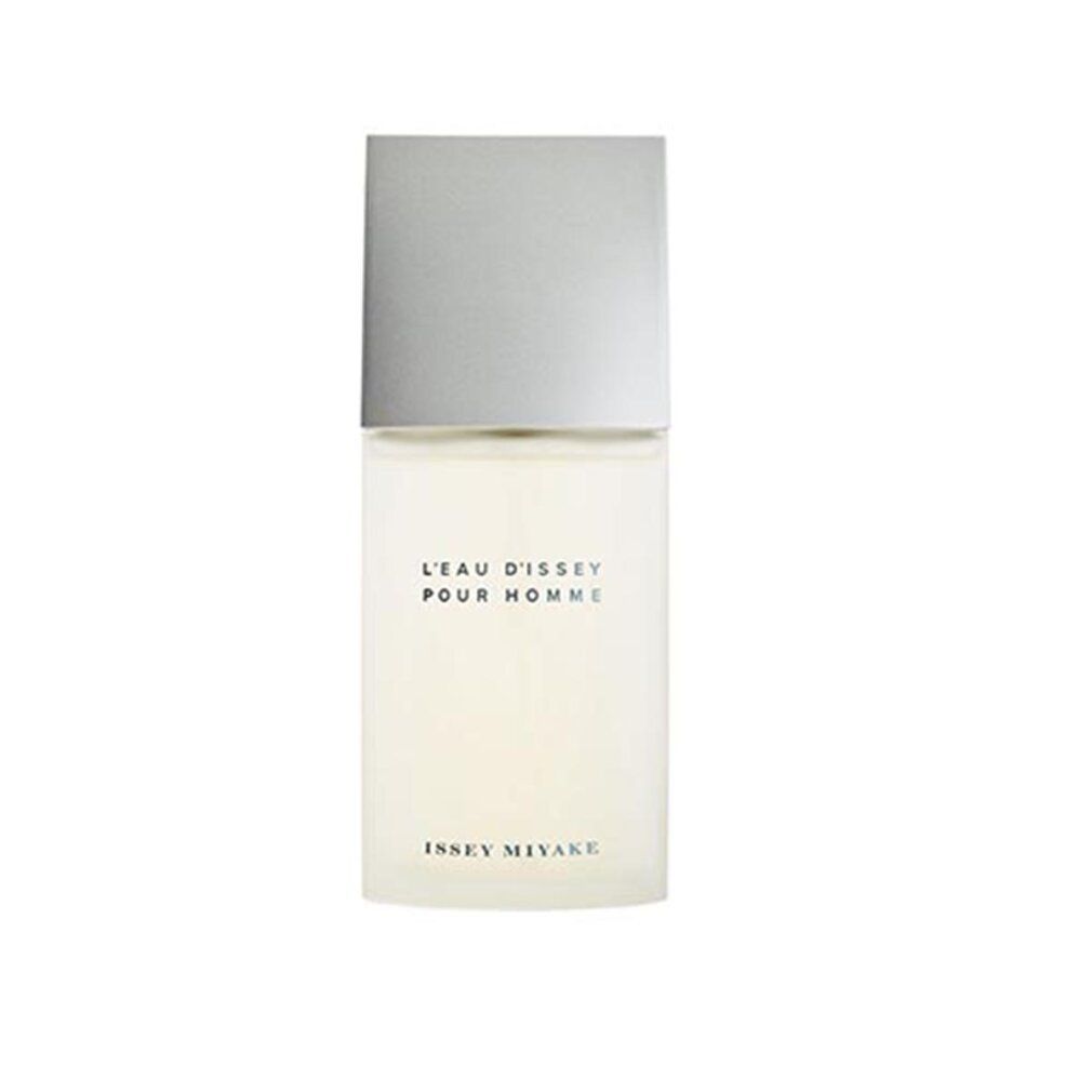 Rechteckiger Flakon mit grauem Deckel. Aufschrift: L'EAU D'ISSEY POUR HOMME und ISSEY MIYAKE. Hellgelbe Flüssigkeit sichtbar.