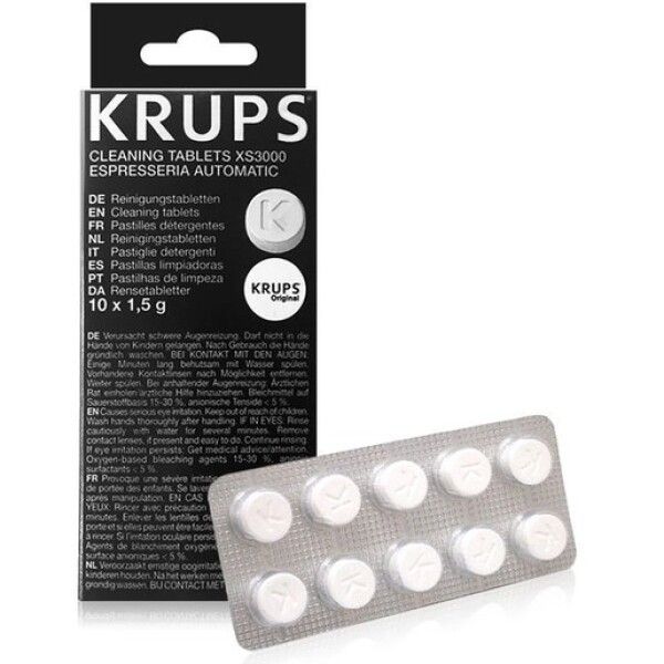 Reinigungstabletten in Blisterpackung und Verpackung. Marke Krups. Text: Reinigungstabletten XS3000 Espresseria Automatic. 10 Tabletten.