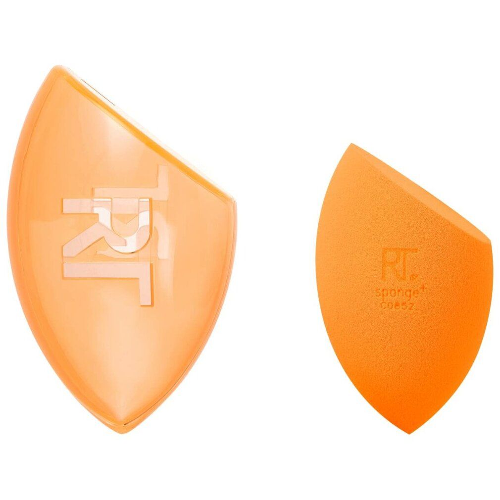 Zwei orangefarbene Make-up-Schwämme. Einer in einer transparenten Hülle mit "RT". Der andere mit "RT sponge cozy".