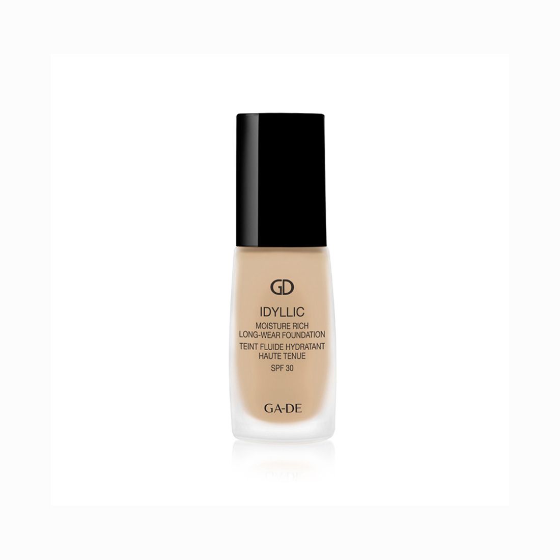 Flüssige Foundation-Flasche. Schwarzer Deckel, transparente Basis. Aufschrift: IDYLLIC, MOISTURE RICH, LONG-WEAR FOUNDATION, SPF 30. Marke: GA-DE.