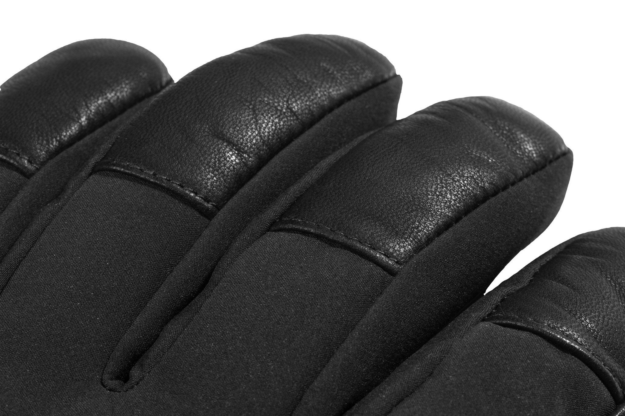 Nahaufnahme der Finger eines schwarzen Handschuhs. Leder an den Fingerspitzen. Schwarzes Textilmaterial.