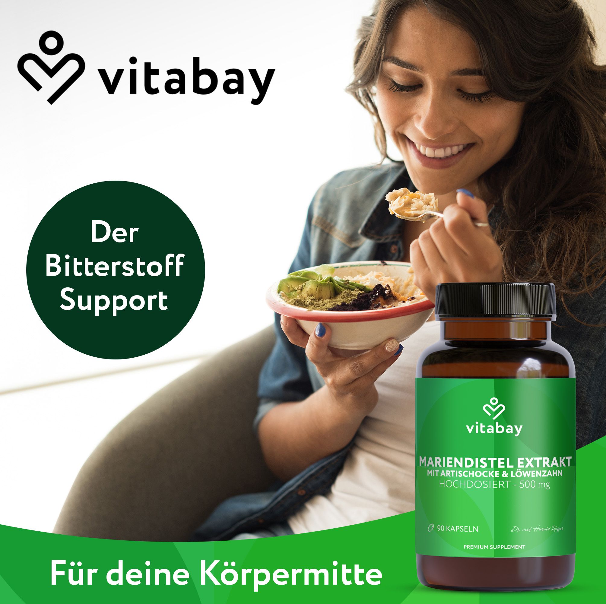 Frau isst in einer Schüssel. Daneben eine Flasche Kapseln. Text: Der Bitterstoff Support. Für deine Körpermitte.