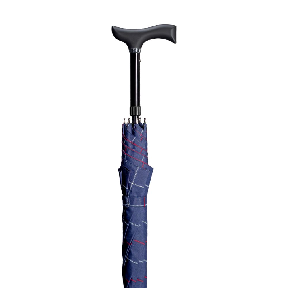 Gehstock-Schirm mit blauem Karomuster. Schwarzer Griff und Schaft. Geschlossener Zustand.