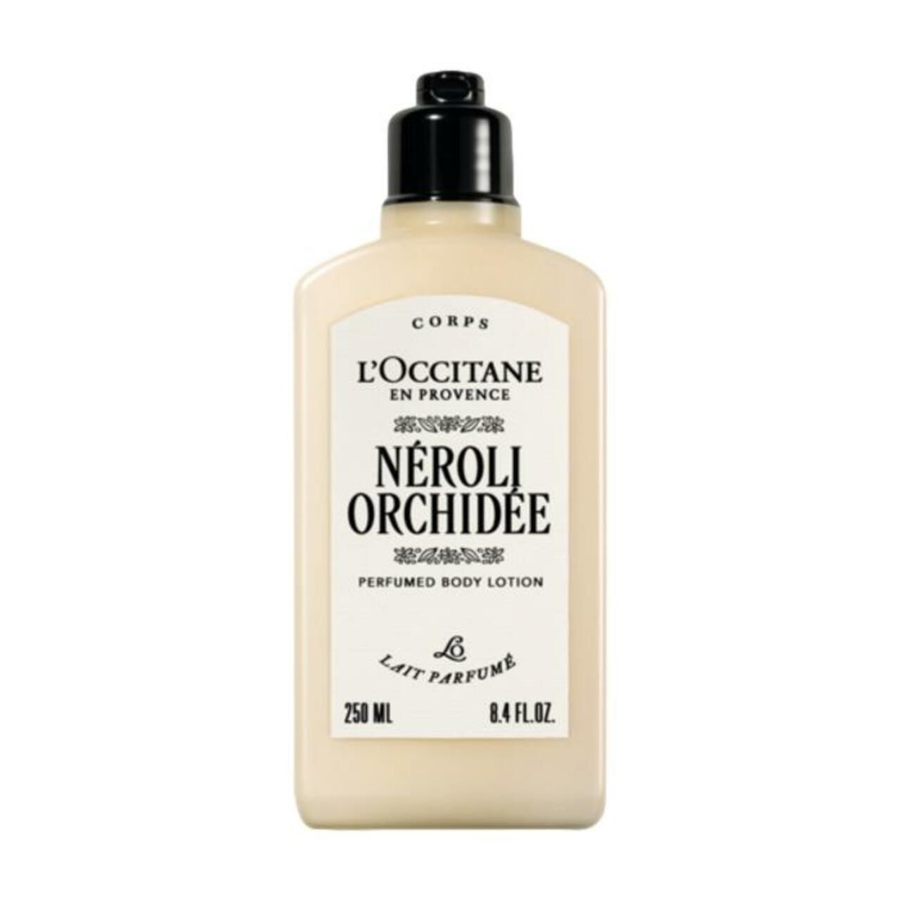 Körperlotion-Flasche mit schwarzem Deckel. Etikett mit Schriftzug: L'Occitane, Néróli Orchidée. 250 ml.