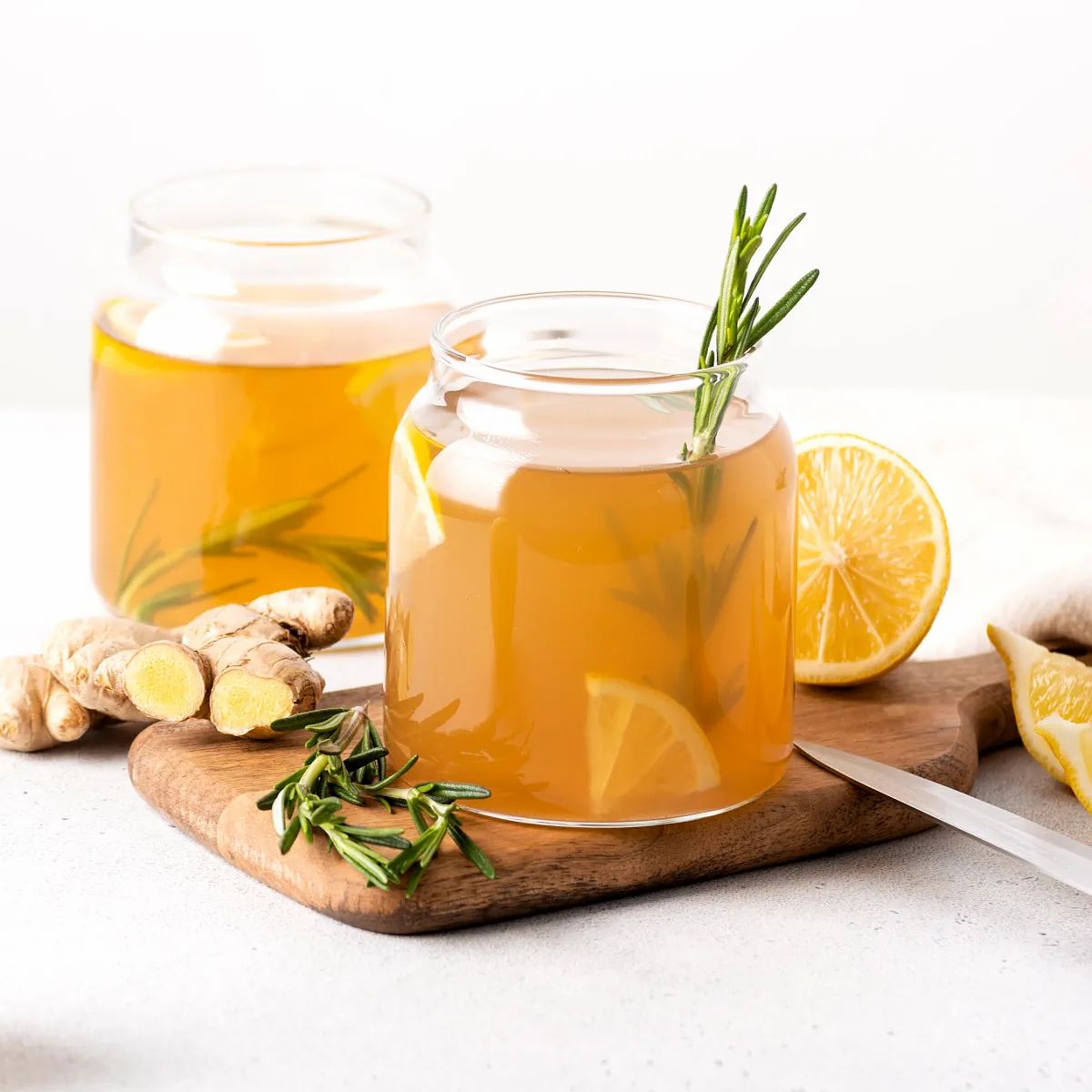 WELLNESS DRINKS Bio-Ginger Root Kefir mit vitalen Kefirkristallen