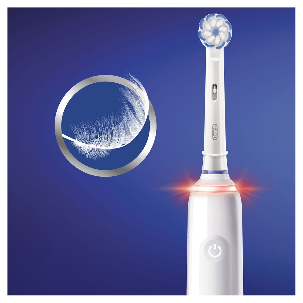 Oral-B - Elektrische Zahnbürste "Junior - Star Wars + Reiseetui" in Weiß