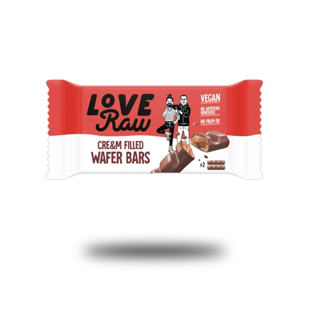 Verpackung mit Love Raw Cream Filled Wafer Bars. Rote und weiße Verpackung mit Produktnamen und Illustrationen. Vegan.