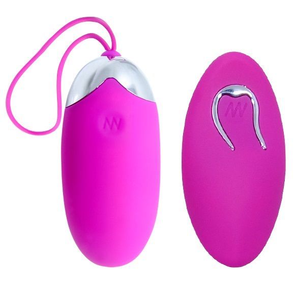 Ei-förmiges Gerät und Fernbedienung, beide pink. Das Ei hat eine Schlaufe und ein silbernes Oberteil. Die Fernbedienung hat eine geschwungene Taste.