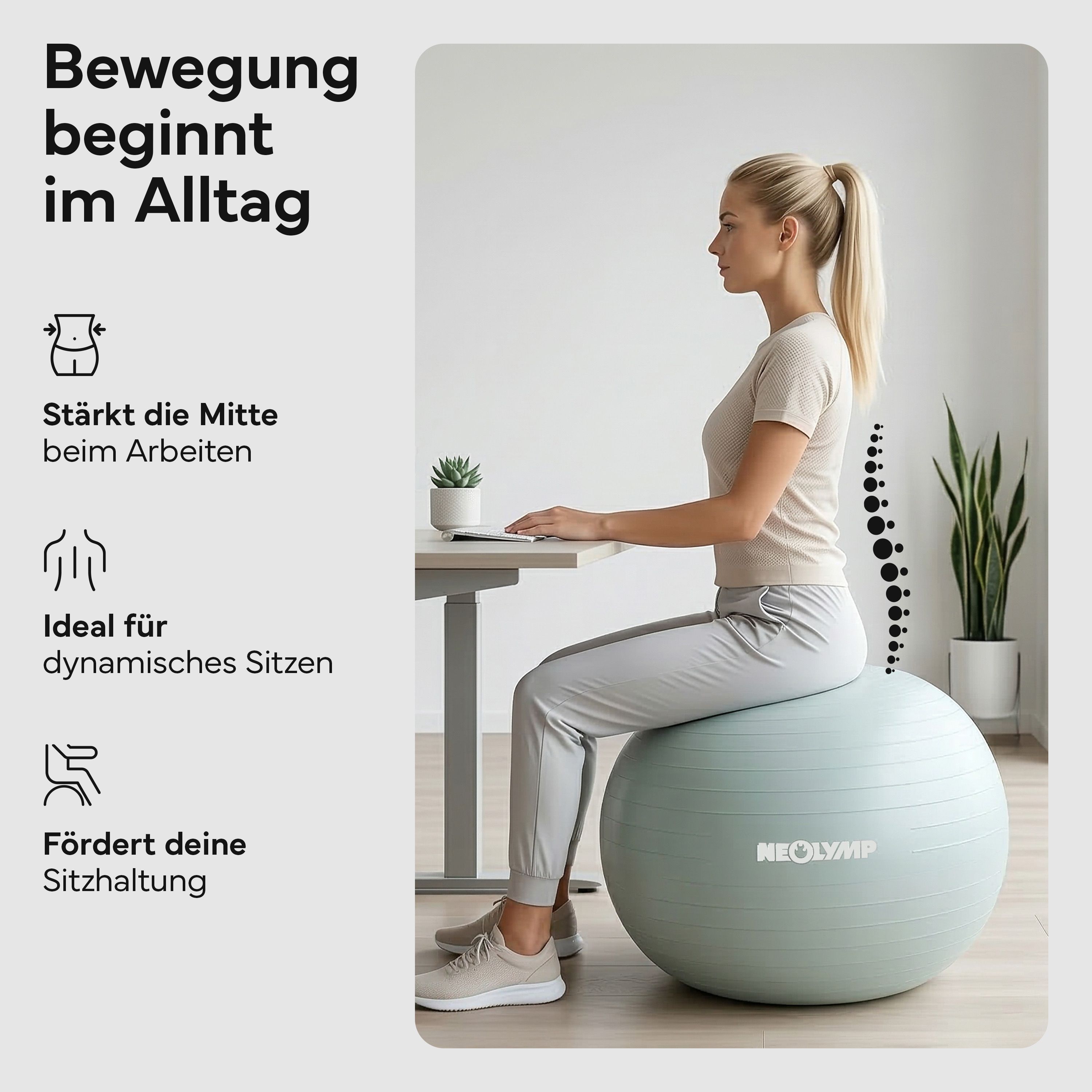 Frau sitzt auf Gymnastikball am Schreibtisch, Text zu Haltung und Sitzen.