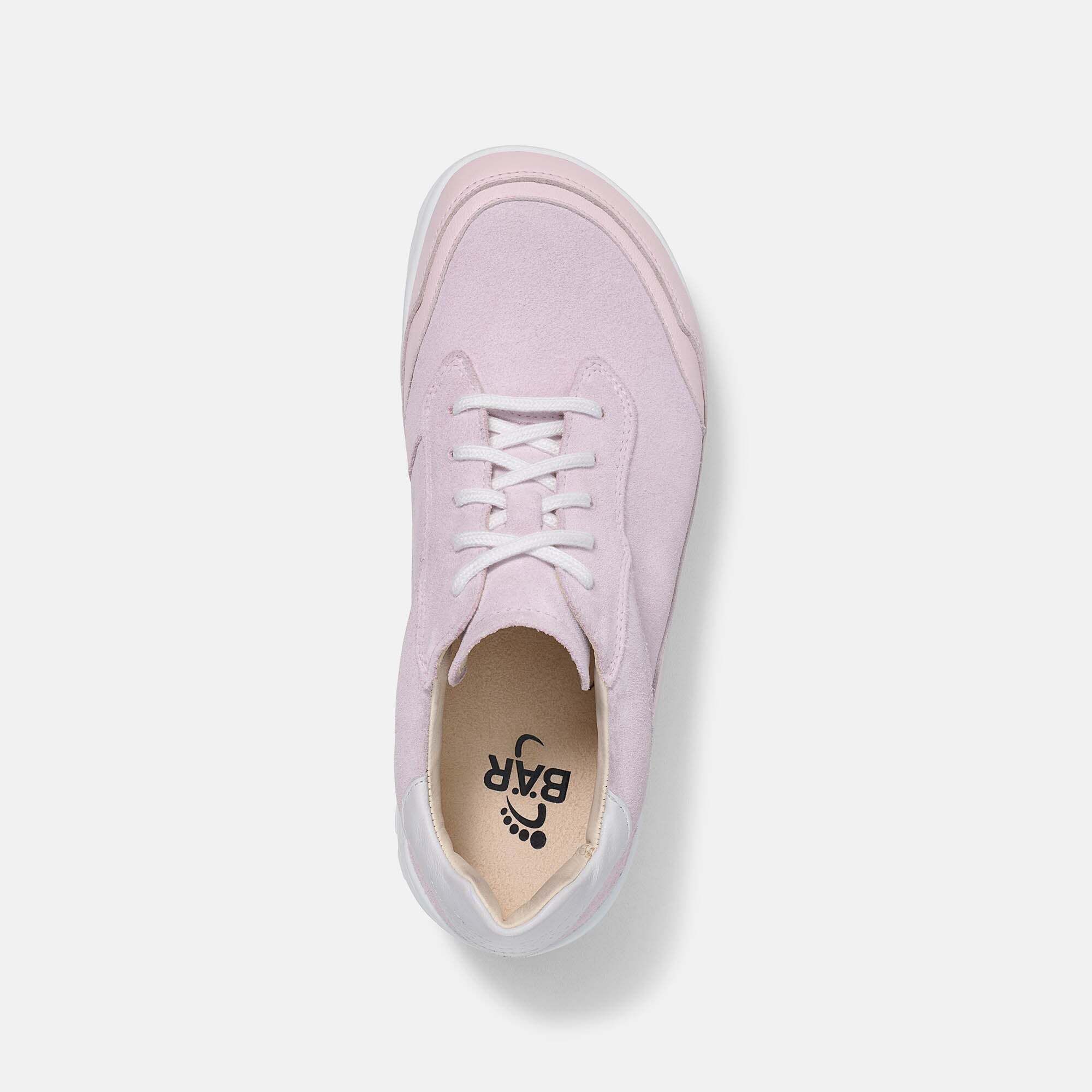 Rosa Damen-Schnürschuh aus Wildleder, Draufsicht mit weißer Sohle und Schnürung. BÄR Logo sichtbar.