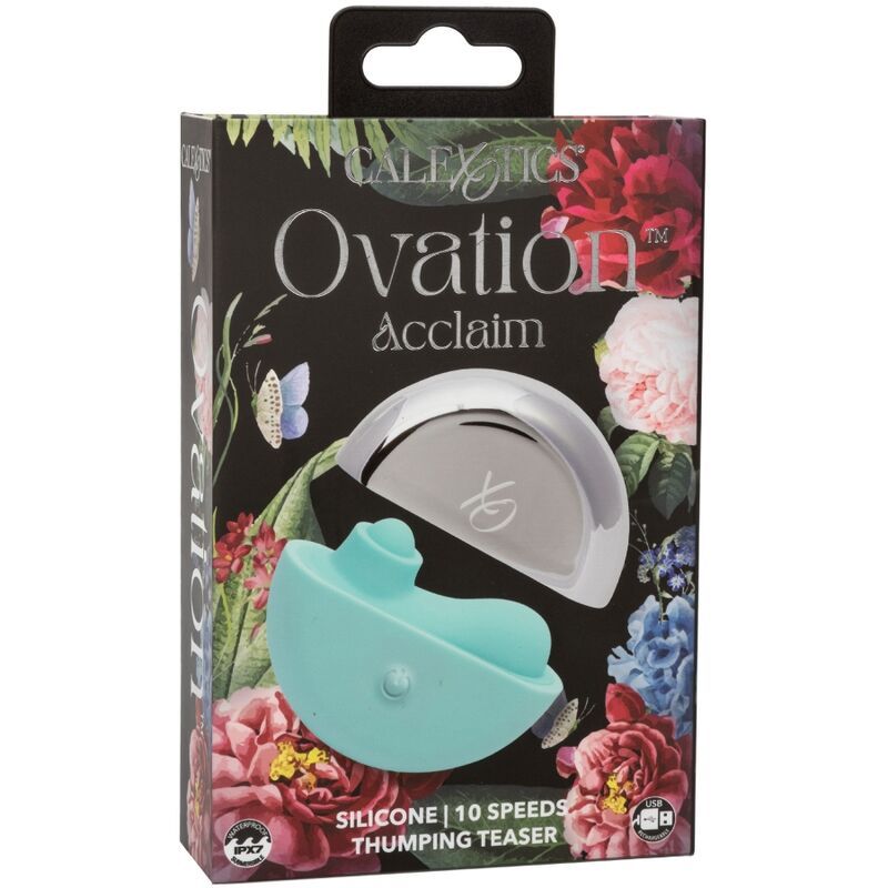 Produkt in Verpackung. Türkis-silberfarbenes Gerät, floral bedruckte Box mit Produktnamen. Logos: Calexotics, Ovation, Acclaim. Merkmale: 10 Geschwindigkeiten, Silikon, wasserdicht.