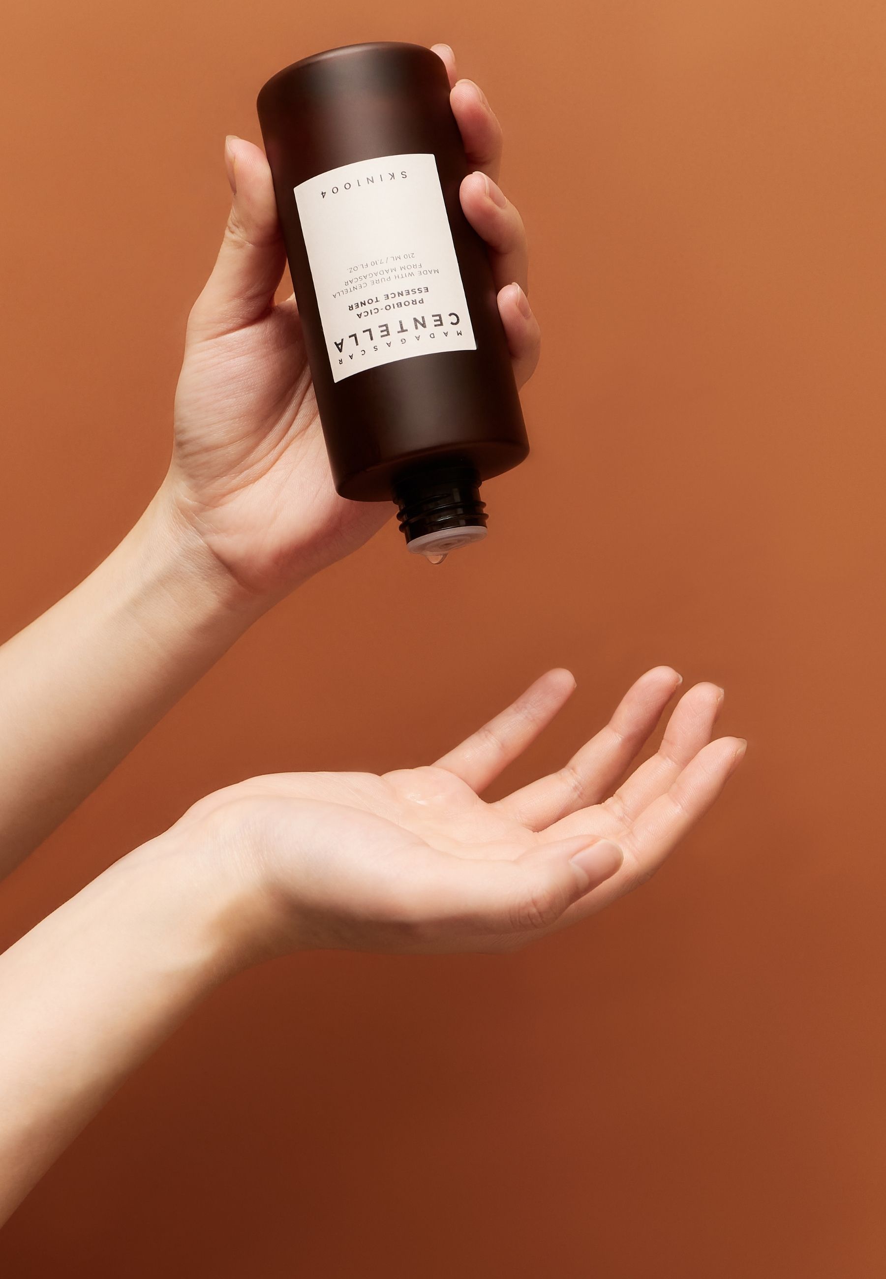 SKIN1004 Madagascar Centella Probio-Cica Essense Toner Gesichtswasser