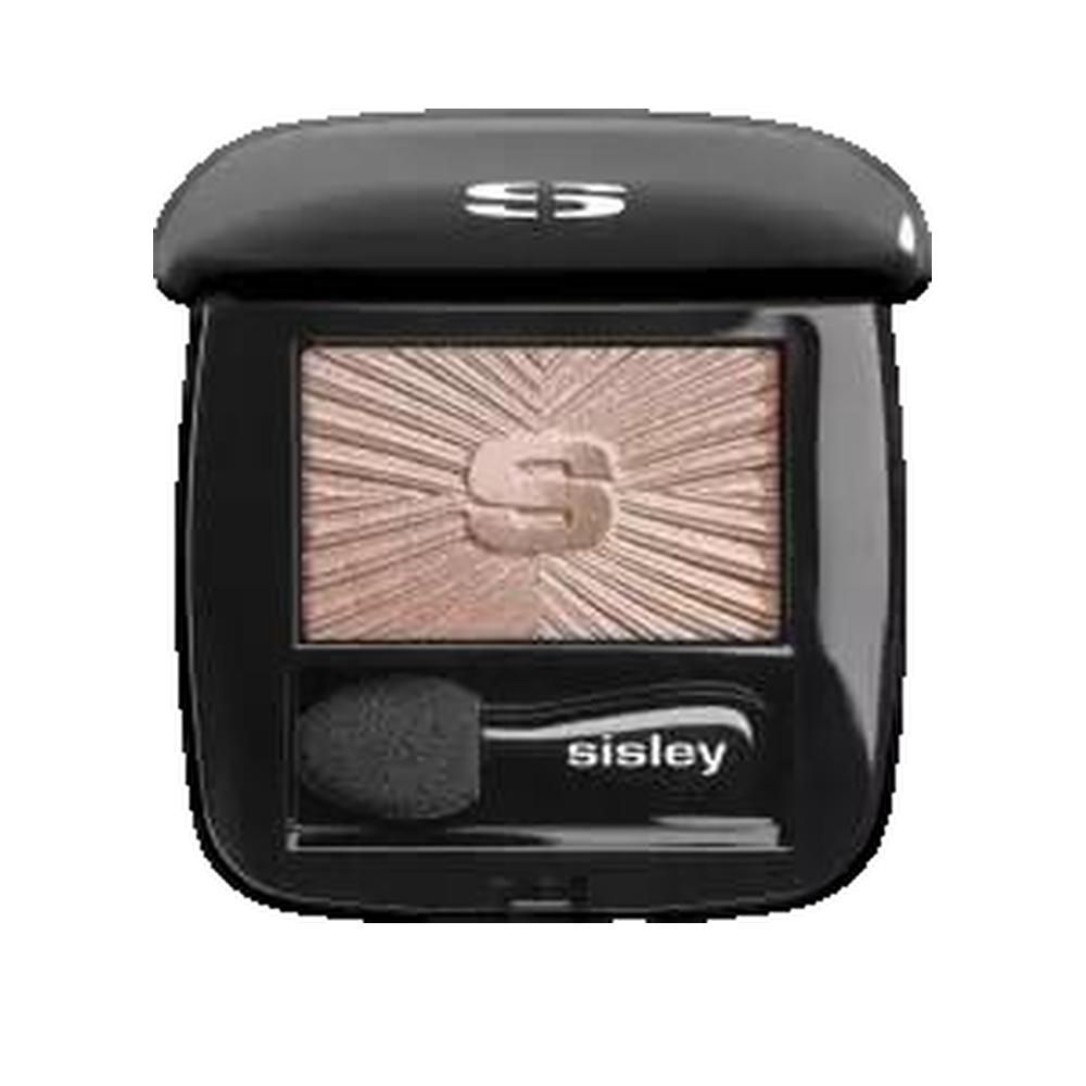 Schwarzer Lidschattenbehälter, geöffnet. Lidschatten mit Sisley-Logo und Applikator. Deckel mit Sisley-Logo.